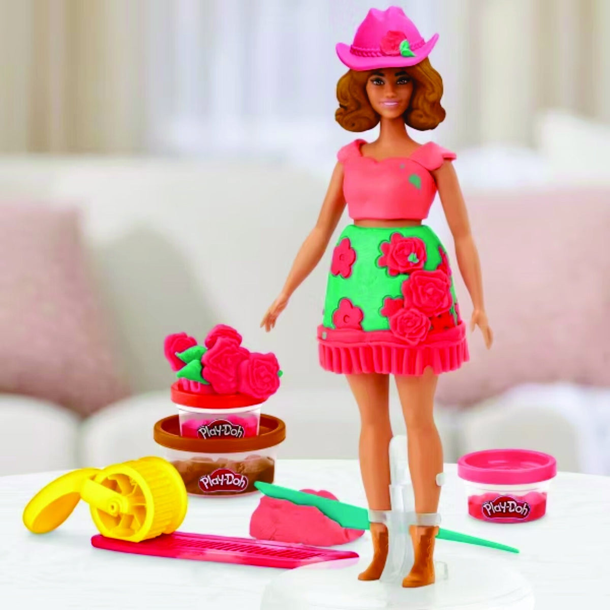 Play-Doh Barbie Florals and Fringe Designer Doll Set NEW IN BOX !!