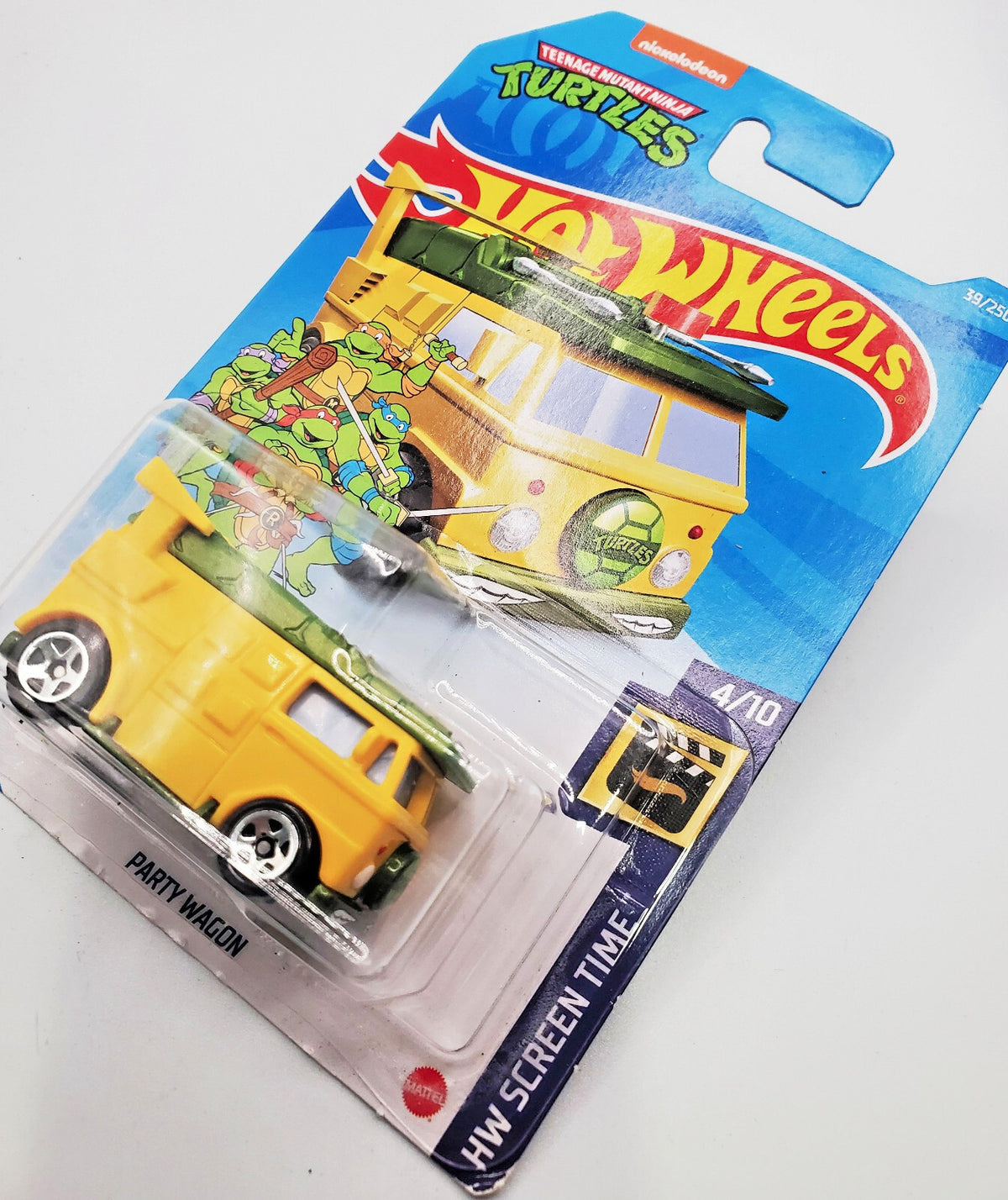 Hot Wheels Teenage Mutant Ninja Turtles Party Wagon 247/250 NEW ON BLISTER !!