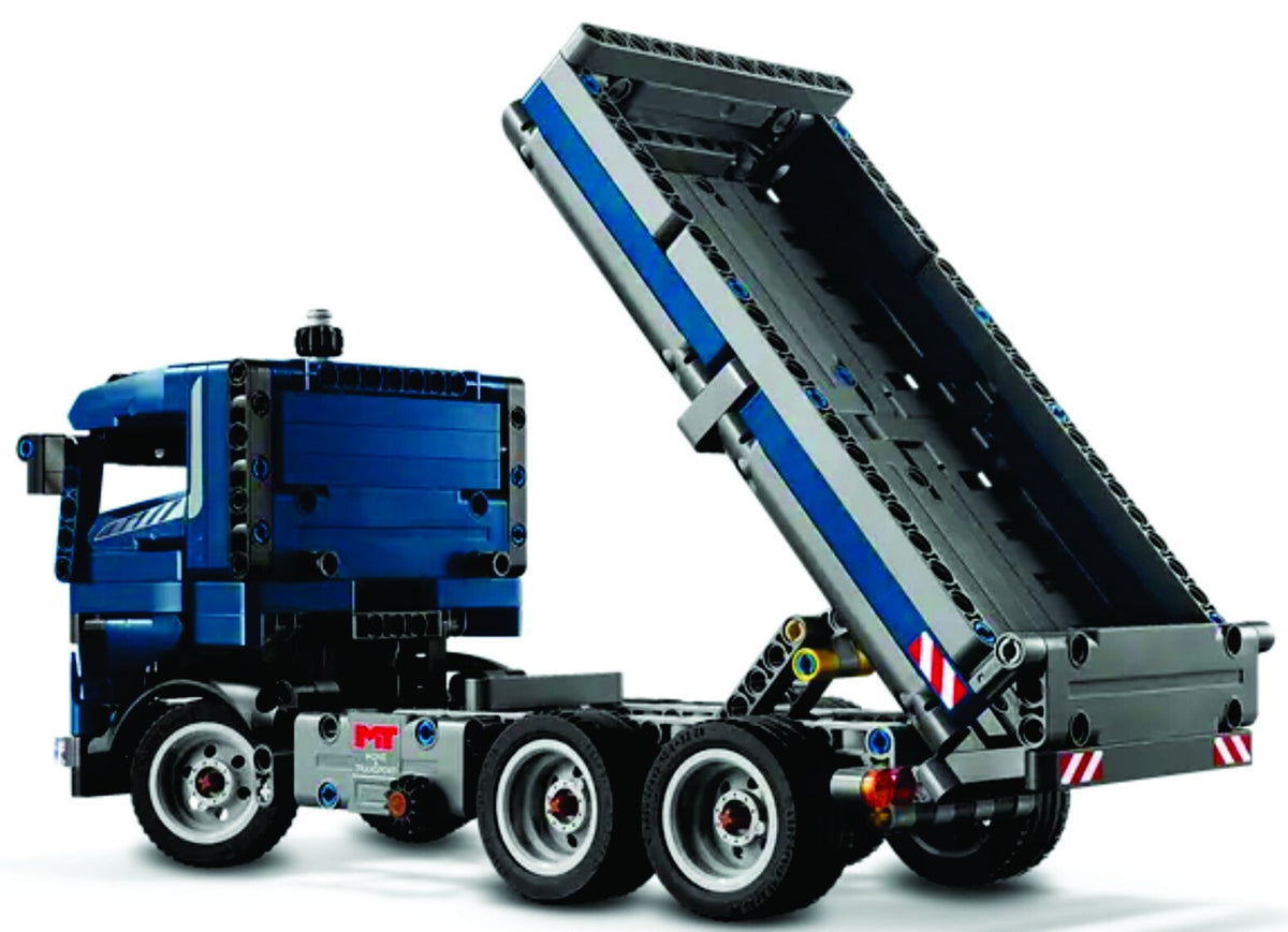 LEGO TECHNIC: Tipping Dump Truck (42203) NEW IN BOX !!