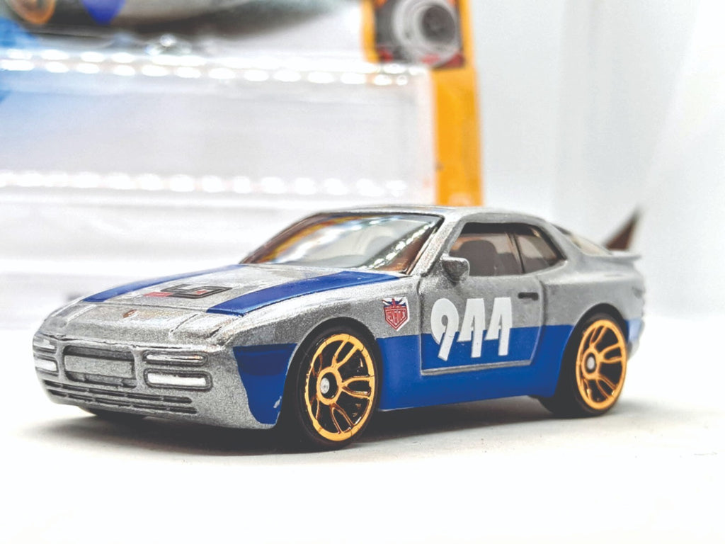 Hot Wheels HW Turbo 2/5 '89 Porsche 944 Turbo 45/250 Blue
