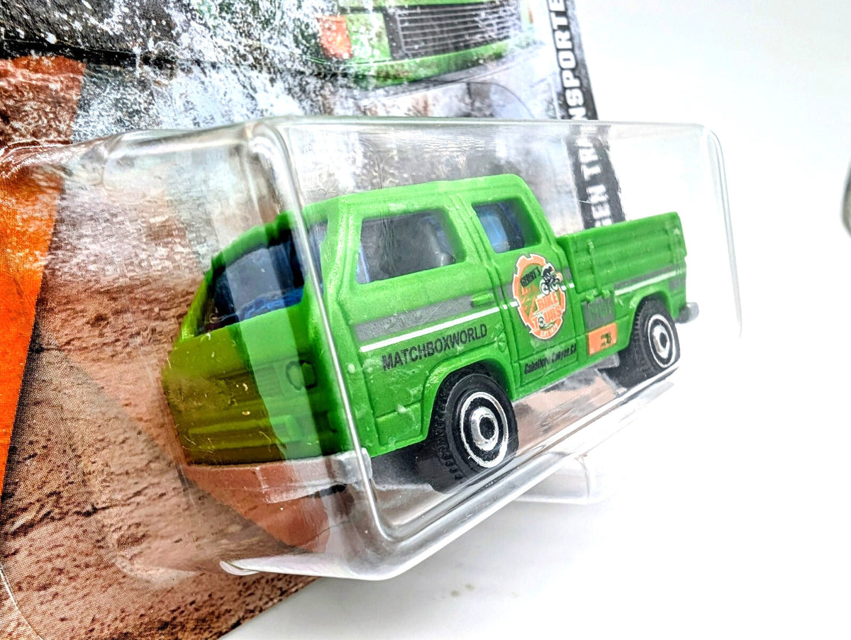 Matchbox Volkswagen Transporter #2 - 2017 Color Changers A