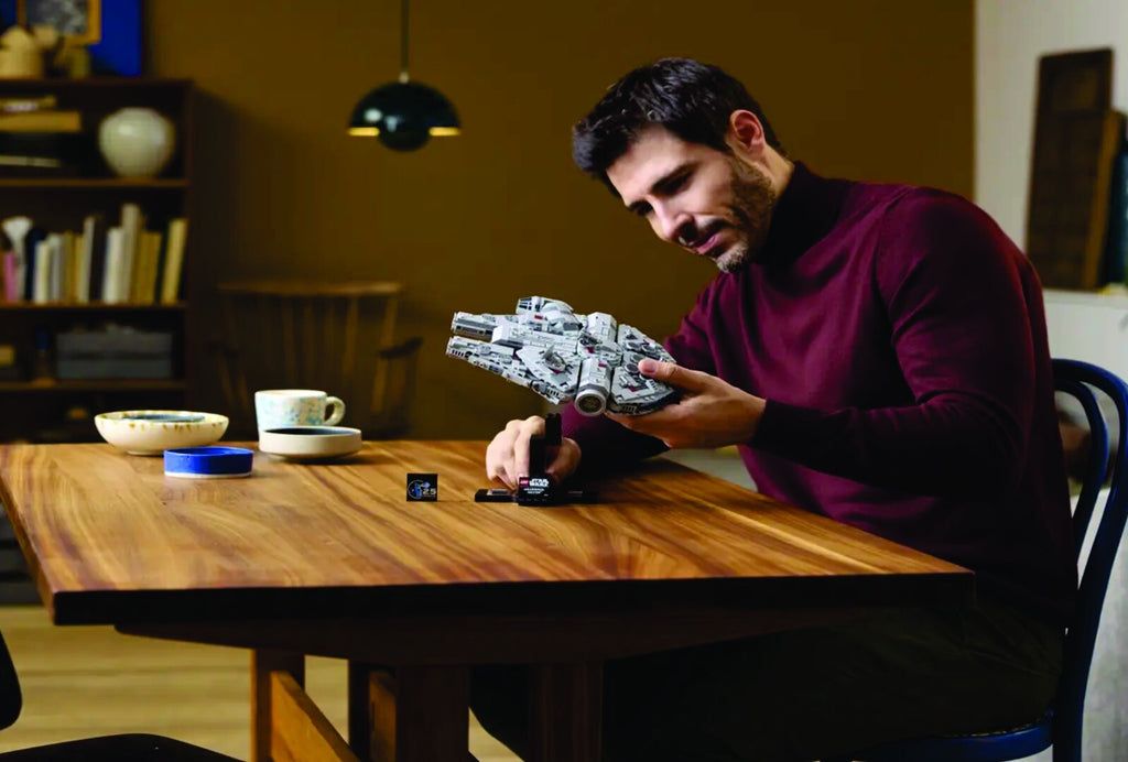 LEGO® Star Wars Millennium Falcon 75375  NEW IN BOX !!