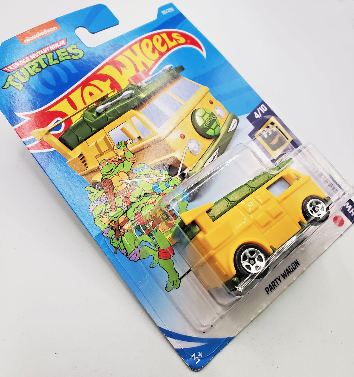 Hot Wheels Teenage Mutant Ninja Turtles Party Wagon 247/250 NEW ON BLISTER !!