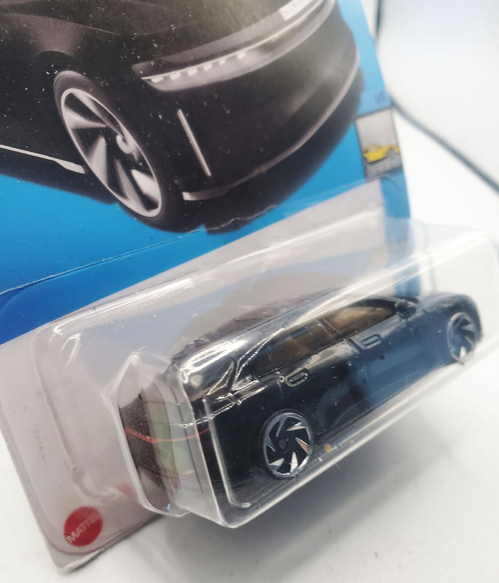 Hot Wheels Lucid Air Factory Fresh 1/5 97/250 New