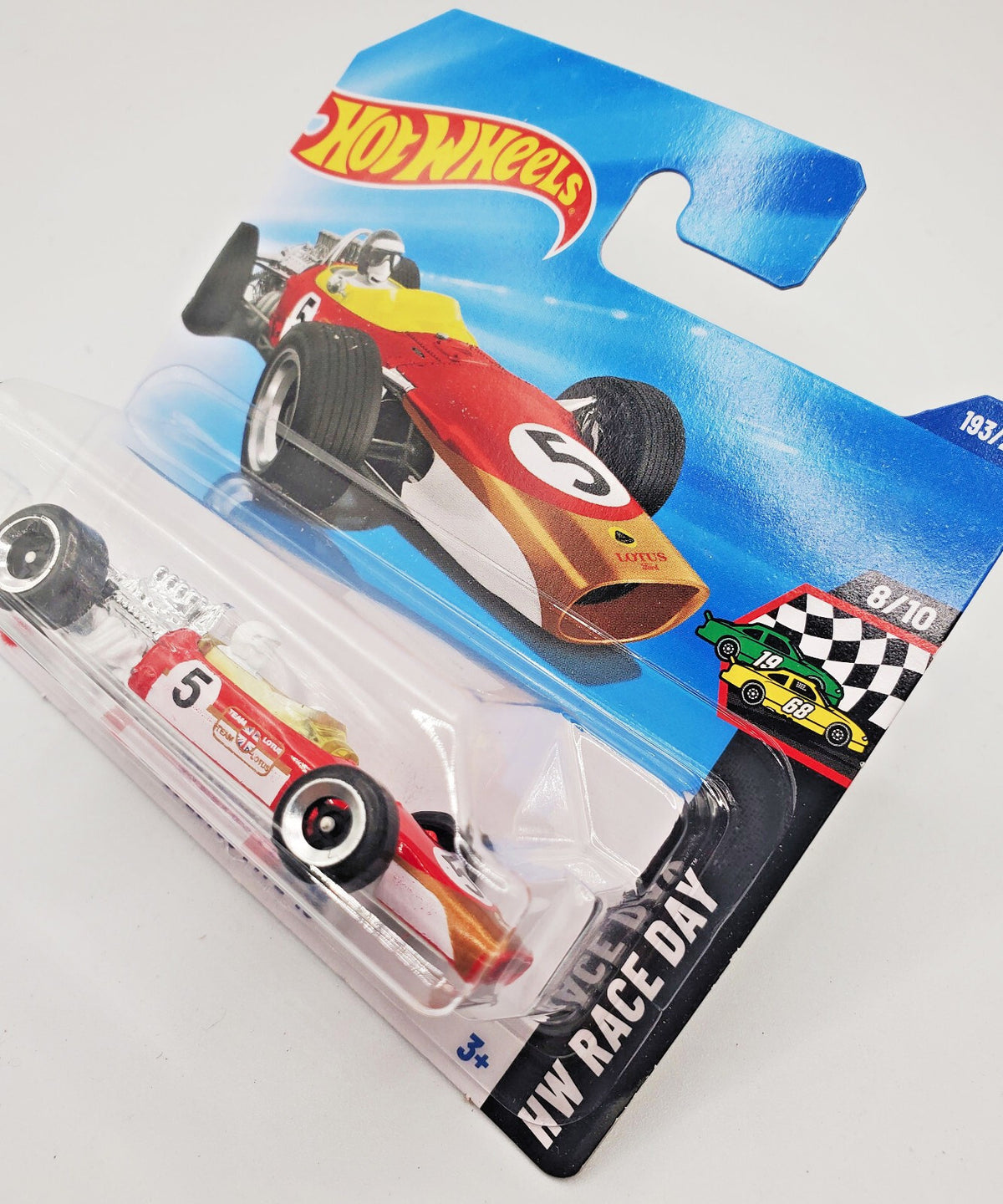 Hot Wheels Mainline '68 Lotus Type 49 Red HW Race Day New on Short Blister Card