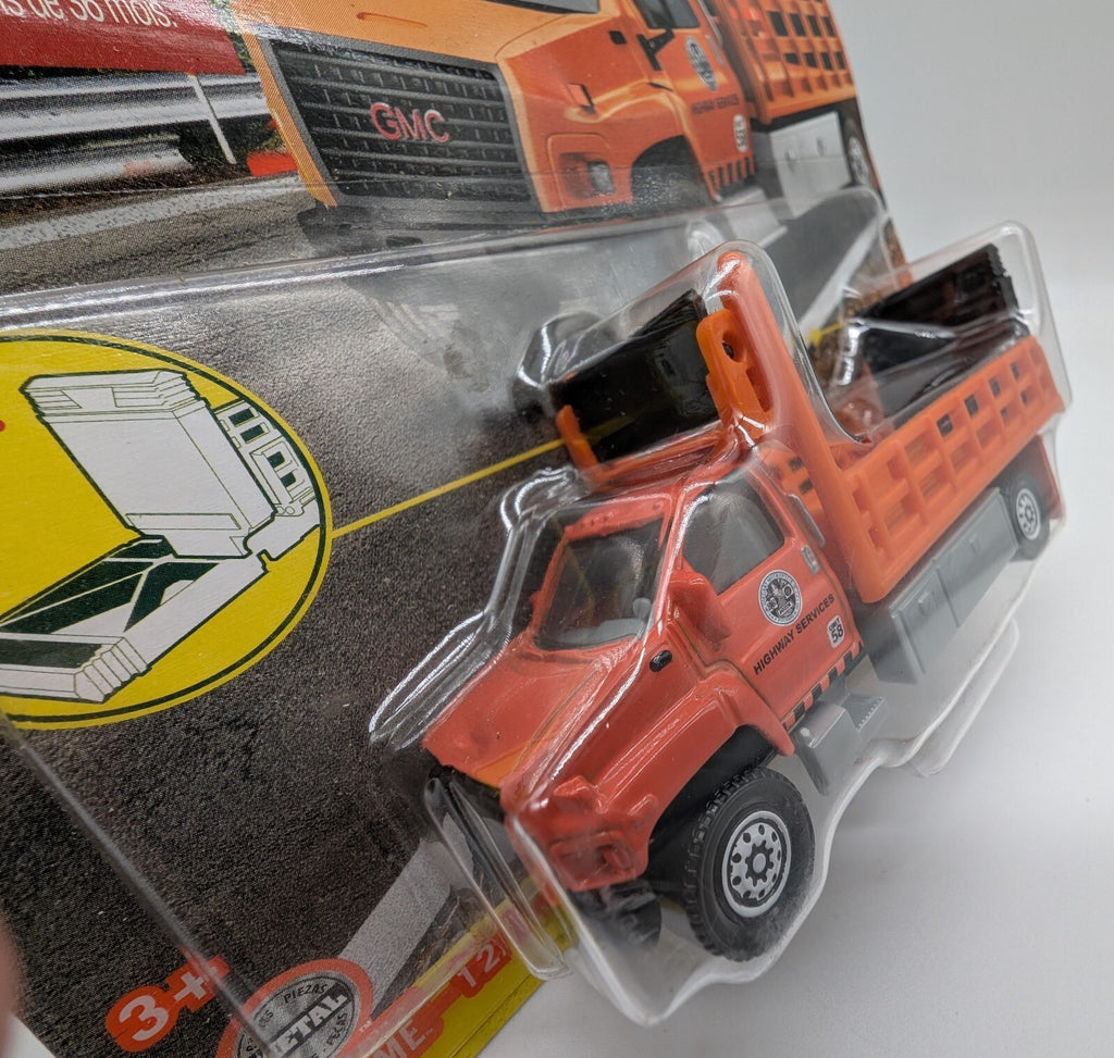 Matchbox Working Rigs Metal Vehicle - GMC 3500 ATTENUATOR TRUCK  NEW !!!
