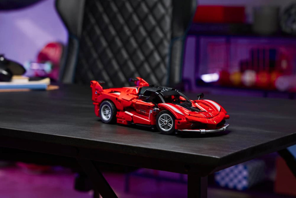 Brand New LEGO Technic 42212 Ferrari FXX K 897 Pieces Building Toy