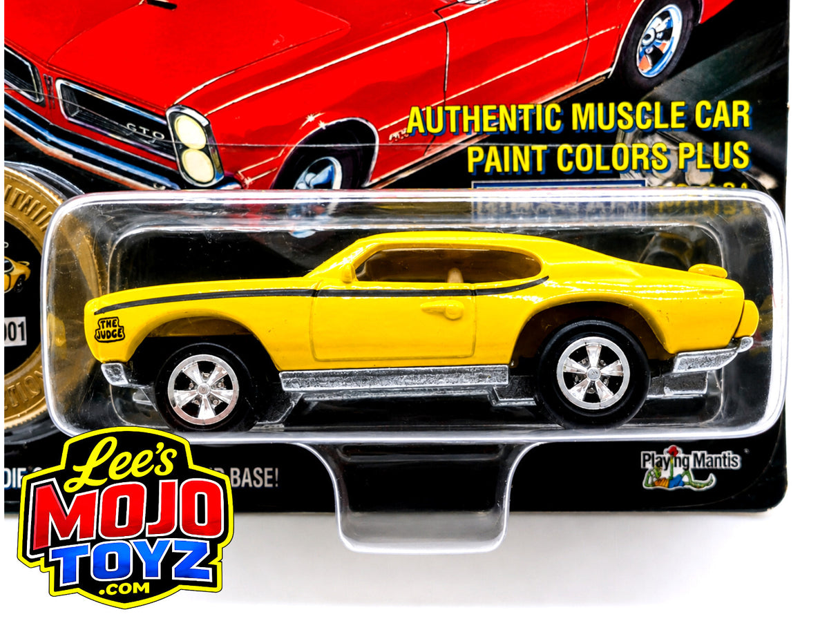 Johnny Lightning Muscle Cars USA 1969 Pontiac GTO Judge Yellow 1:64 Diecast Car